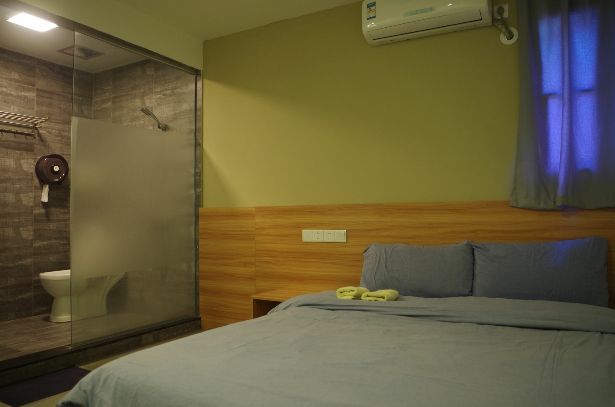 Dengba International Inn Guangzhou Branch Экстерьер фото